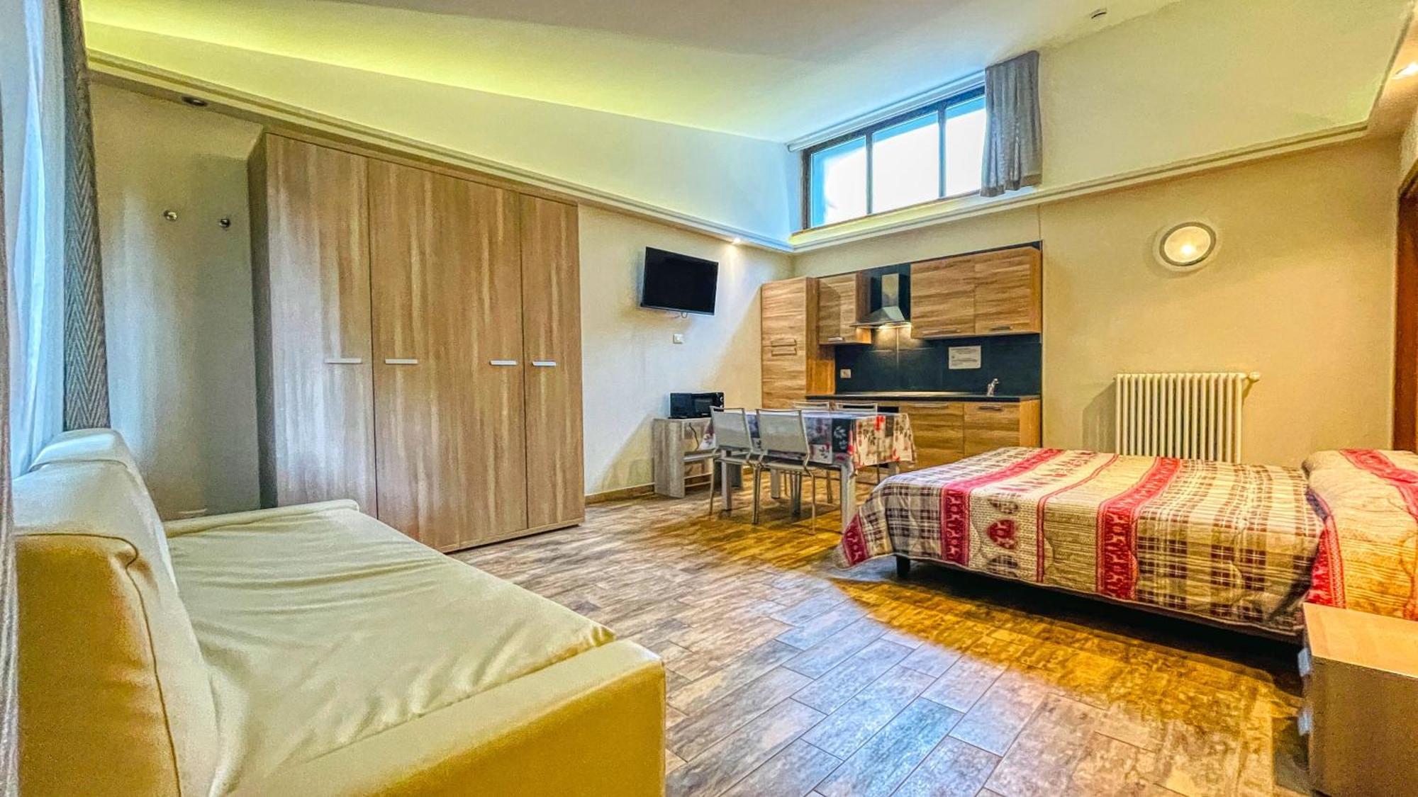 باردونيكيا Residence Tabor المظهر الخارجي الصورة