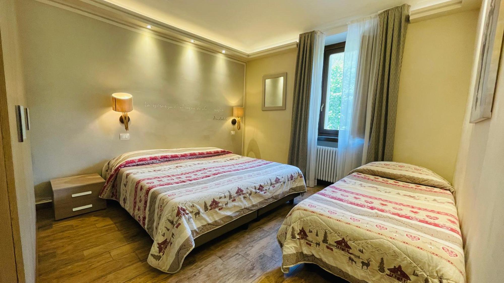 باردونيكيا Residence Tabor المظهر الخارجي الصورة